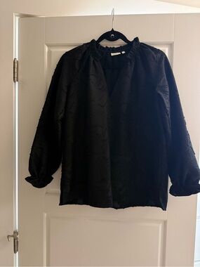 Spartina 449 Black Textured Long-Sleeve Blouse